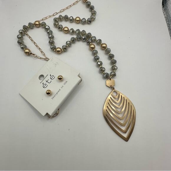 ETE Leaf Beaded Long Pendant Necklace Stud Ball Earrings Set NWT Gold tone grey - Picture 2 of 12